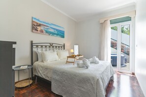 1 bedroom, iron/ironing board, travel cot, free WiFi - Casa do Pico by Atlantic Holiday (Câmara de Lobos)