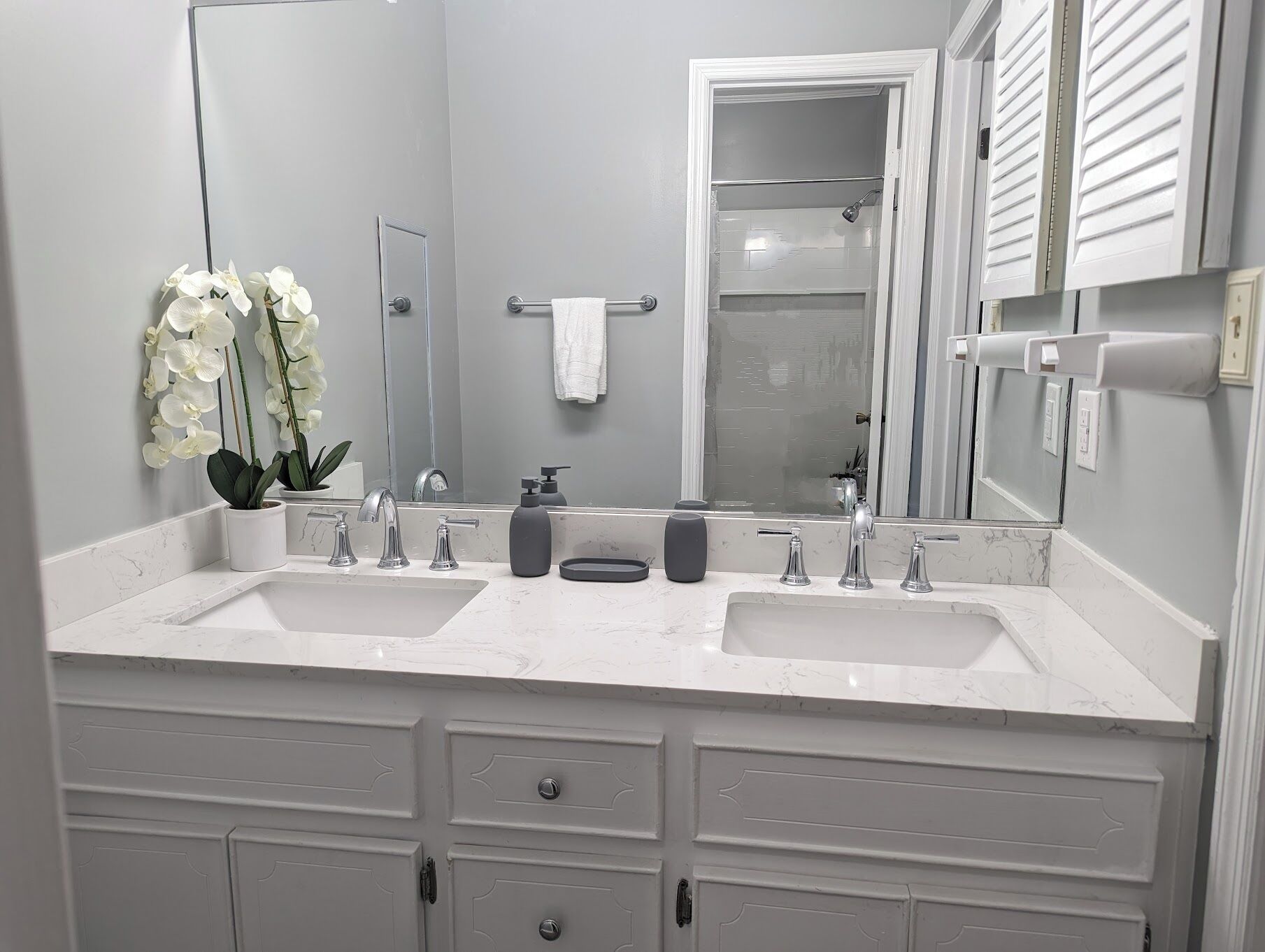 Towels, soap, toilet paper