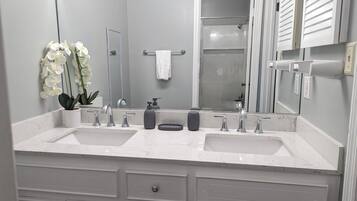 Towels, soap, toilet paper