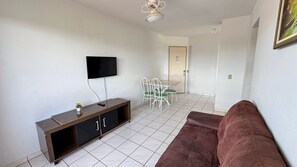 Family Apartment | Living area - Aquarius Flat Service (Caldas Novas)