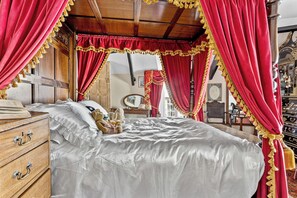 4 Schlafzimmer, Bügeleisen/Bügelbrett, kostenloses WLAN, Bettwäsche