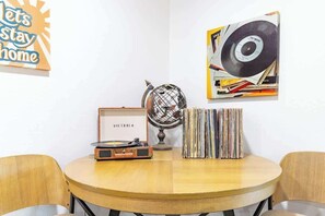 Dining - Modern 3BR Home w/ Heated Pool, Games & Parking (Phoenix)