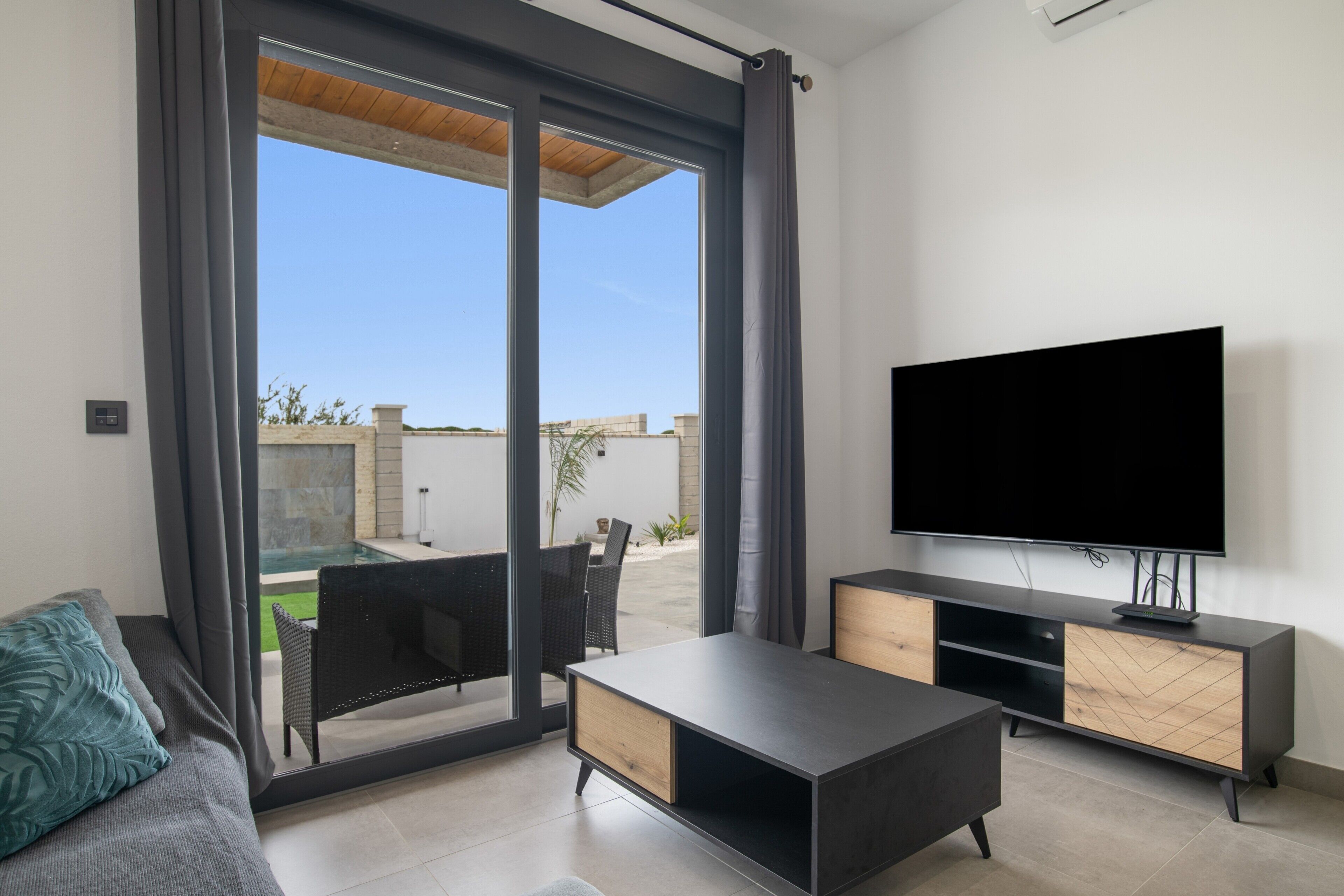 Fernseher