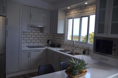 Studio 'De Tato' with Mountain View, Private Terrace and Wi-Fi