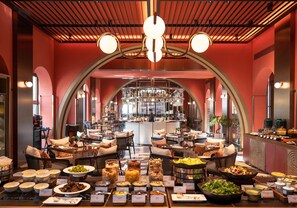 Frokostbuffé hver dag (CNY 158 per person)