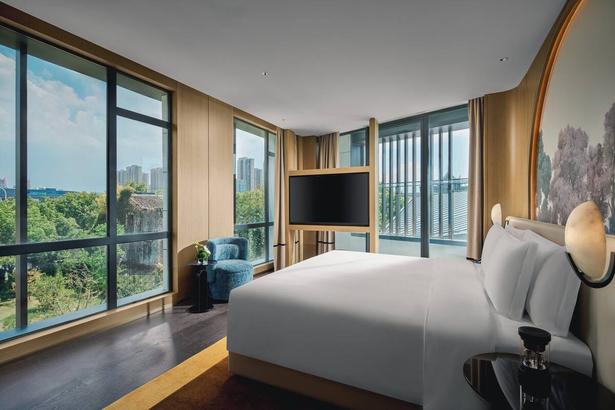 Suite, 1 chambre, balcon