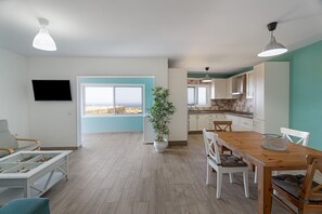 Dining - Holiday Home 'Elvira' with Sea View, Private Terrace and Wi-Fi (La Frontera)
