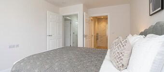 Quiet Luxe Escape 65s Only