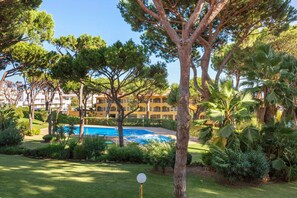 Exterior - Apartment 'Sol Nascente 2' with Private Pool, Shared Terrace and Wi-Fi (Quarteira)