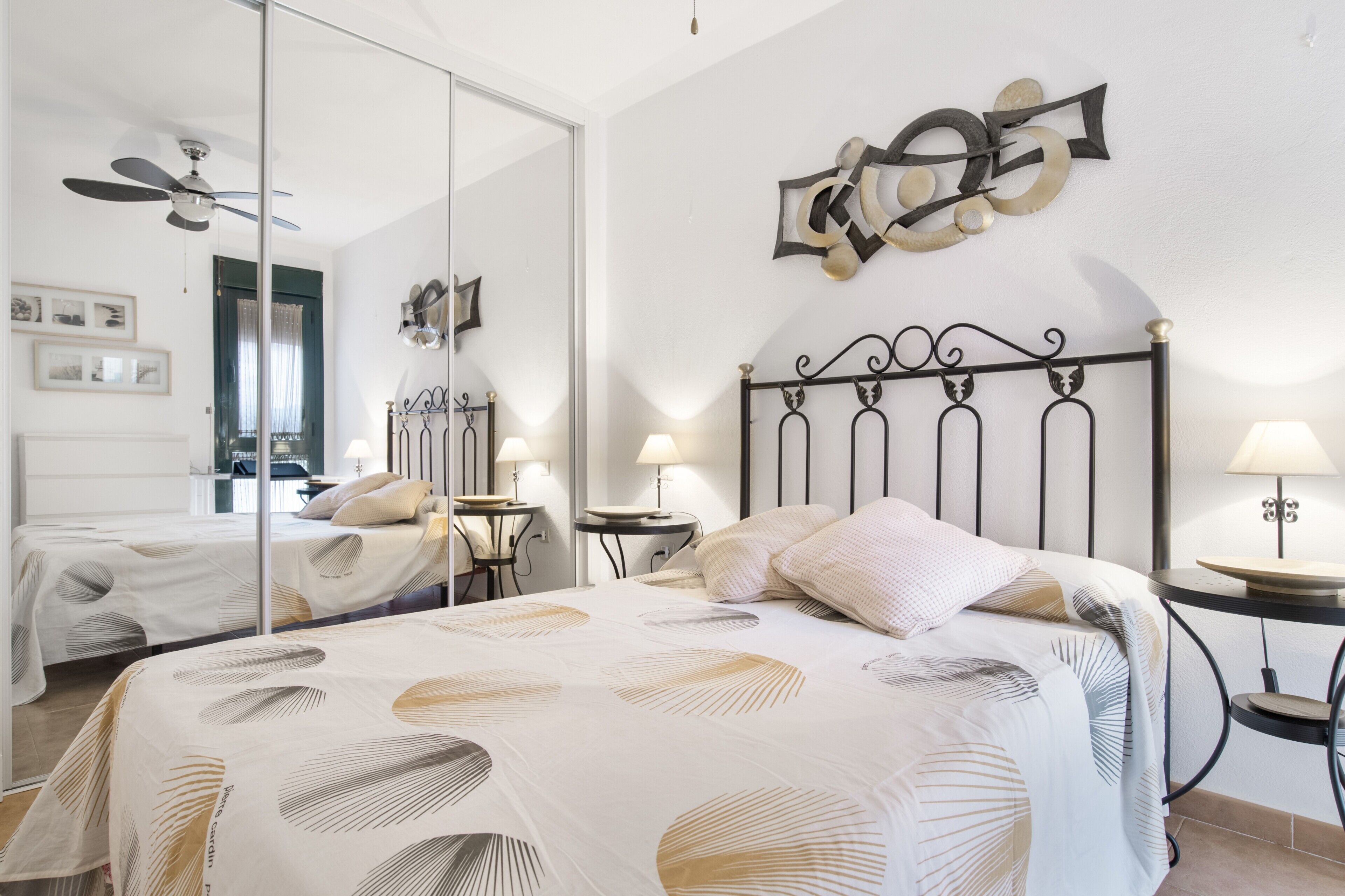 2 bedrooms, WiFi, bed sheets