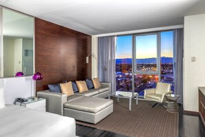 1 bedroom, desk, iron/ironing board, WiFi