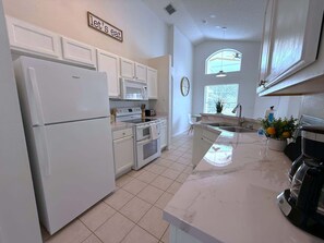 House, Multiple Beds, Pool Access, Pool View (Beautiful South-Facing Pool Home) | Private kitchen