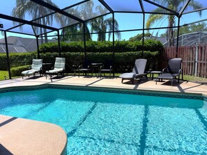 Outdoor pool - 3-bedroom Southern Dunes Pool Home Villa (Haines City)