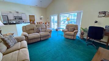 House, Multiple Beds, Pool Access, Pool View (3-Bedroom Southern Dunes Pool) | Living area
