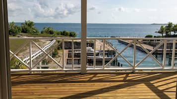 Villa, 1 Katil Raja (King), Marina View | Teres/patio