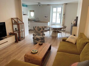 Fernseher