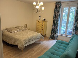 2 Schlafzimmer, Bügeleisen/Bügelbrett, WLAN, Bettwäsche