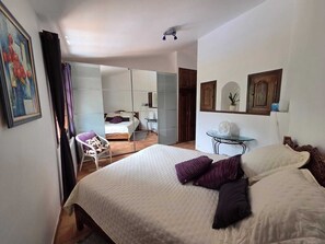 2 Schlafzimmer, Bügeleisen/Bügelbrett, WLAN, Bettwäsche