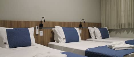 Minibar, cortinas blackout, wifi gratis y ropa de cama