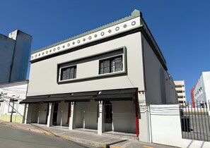 住宿正面
