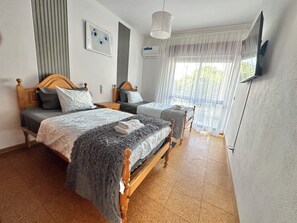2 bedrooms, free WiFi, bed sheets