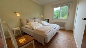 2 bedrooms, in-room safe, iron/ironing board, travel cot