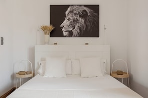 1 habitación, tabla de planchar con plancha, internet y ropa de cama 