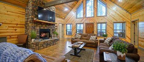 キャビン ベッド (複数台) スパ浴槽 ガーデンビュー (Heartland Retreat) | リビング エリア