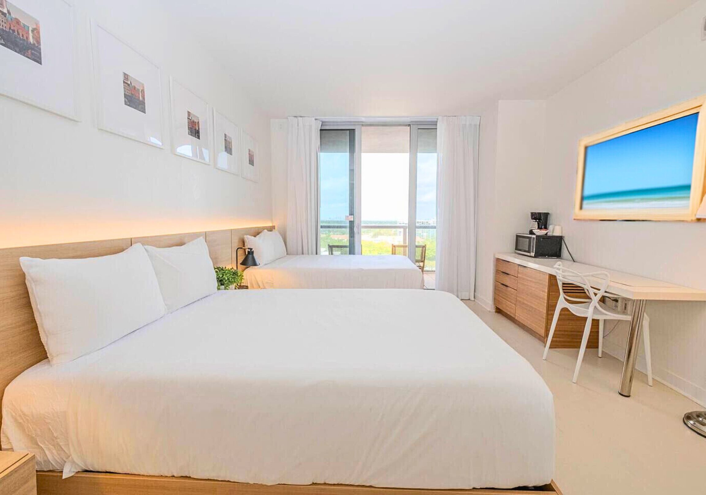 Een kluis op de kamer, individueel gedecoreerd, individueel gemeubileerd