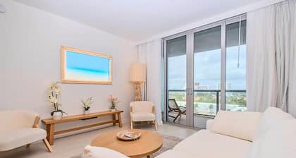 Luxury Ocean Views Apt 1208