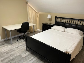 1 chambre, fer et planche à repasser, Wi-Fi gratuit, draps fournis