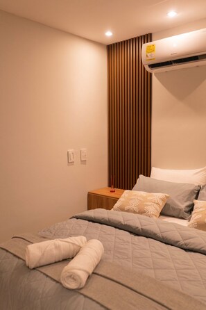 1 bedroom, desk, iron/ironing board, free WiFi