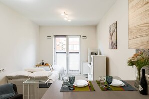 2 habitaciones, tabla de planchar con plancha y wifi gratis