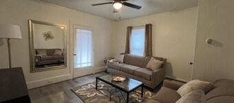 Fantastic historical 2-bedroom apartment near Penn State and amazing fishing.