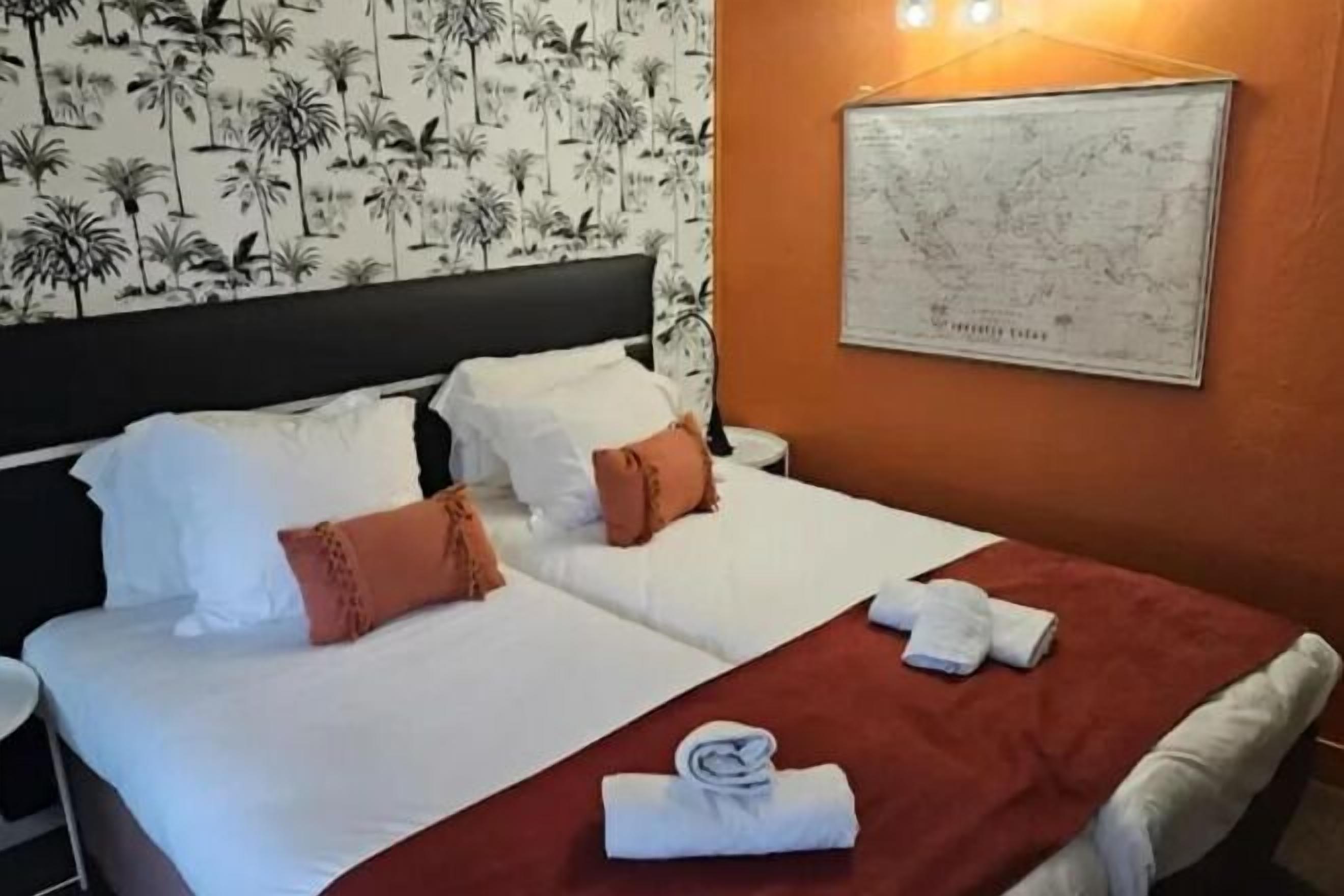 Een bureau, gratis wifi