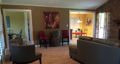 3BR house; River Ranch House part of River Rendezview, Dido's & the Yellowstone