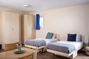 Studio, 2 lits une place, non-fumeurs | Wi-Fi gratuit