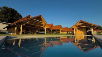 Outdoor pool, a heated pool