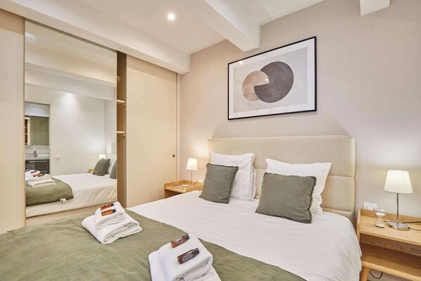 1 habitación y ropa de cama 