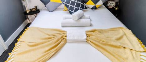 1 bedroom, iron/ironing board, WiFi, bed sheets