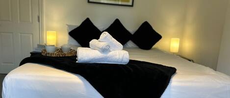 3 bedrooms, iron/ironing board, travel cot, WiFi