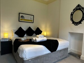 3 Schlafzimmer, Bügeleisen/Bügelbrett, Reisekinderbett, WLAN