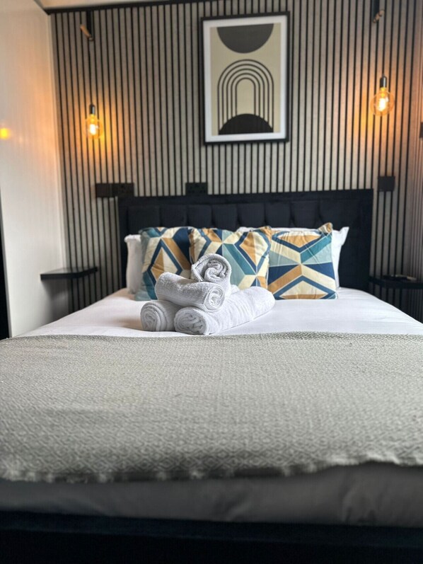 1 bedroom, iron/ironing board, WiFi, bed sheets