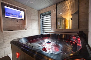 Interior - Fairbridge 2. (Central London)