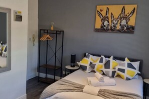 1 Schlafzimmer, Bügeleisen/Bügelbrett, WLAN, Bettwäsche