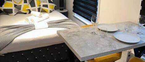 1 Schlafzimmer, Bügeleisen/Bügelbrett, WLAN, Bettwäsche