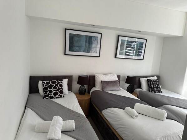 3 bedrooms, iron/ironing board, travel cot, WiFi