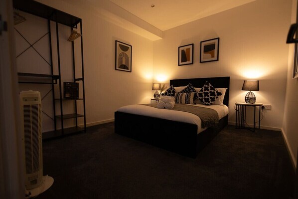 3 Schlafzimmer, Bügeleisen/Bügelbrett, WLAN, Bettwäsche