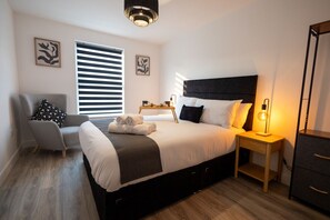 2 bedrooms, iron/ironing board, free WiFi, bed sheets