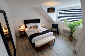 3 chambres, fer et planche à repasser, lit parapluie, Wi-Fi gratuit